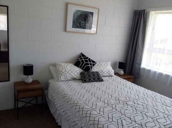 Fantastic Two Bedroom Unit Rooms