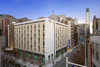 Home2 Suites by Hilton Philadelphia Convention Center Hoteles cerca de Academy of Natural Sciences of Drexel University