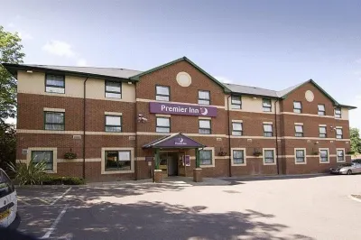 Premier Inn Watford North Hotels near Peace Garden