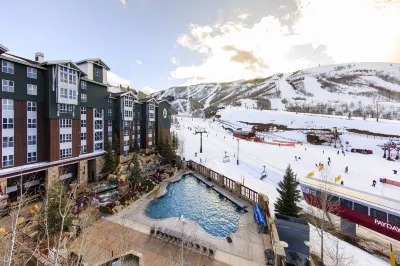 Marriott's MountainSide Hotels near Walmart Supercenter