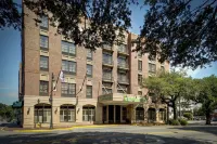 Holiday Inn Savannah Historic District