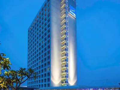 Novotel Tangerang Отели рядом с достопримечательностью «Taman Ismail Marzuki»