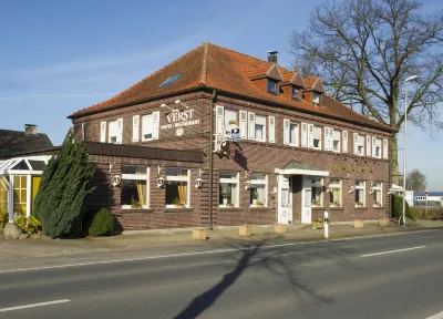 Hotel-Restaurant Verst Hotels in der Nähe von rock'n'popmuseum gGmbH