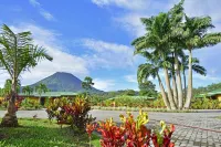 Arenal Manoa Resort & Hot Springs