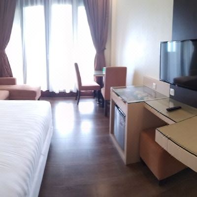 Deluxe Room with Air Conditioner Hotel Puriwisata Baturraden Promo Code