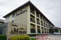 Morage Hotel Hotel dekat Wat Phra Si Rattana Mahathat