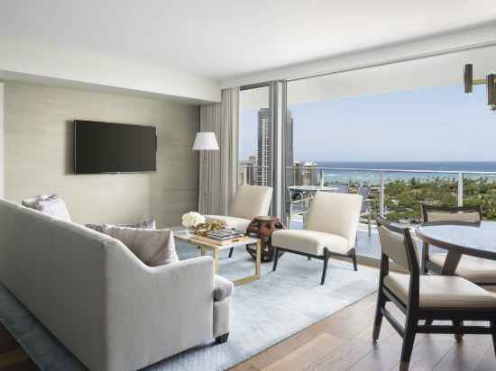 The Ritz-Carlton Residences, Waikiki Beach Hotel Rooms