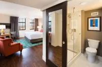 Hotel Indigo Baltimore Downtown Hotels near Washington Monument