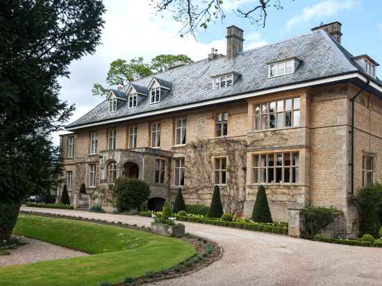 The Slaughters Manor House Hotel Exterior