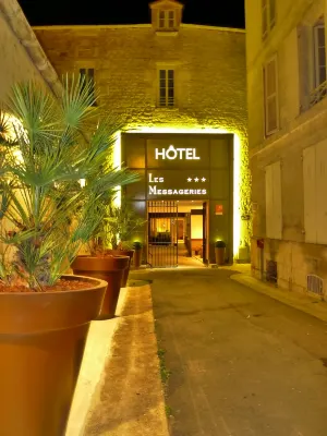 Cit'Hotel des Messageries Hotels in Saintes