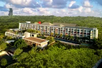 Four Points by Sheraton Bali, Ungasan Hotels near Canggu Beach