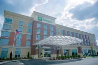 Holiday Inn 默夫里斯伯勒 D & K Menswear附近的飯店