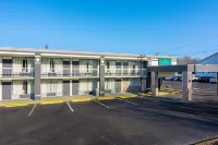 Quality Inn Concord Kannapolis فنادق في كونكورد