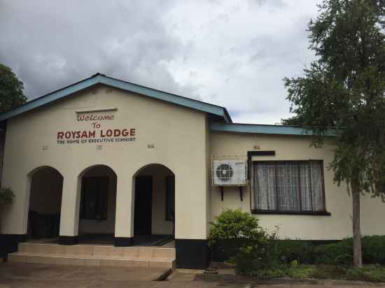 Roysam Lodge Hotel Exterior