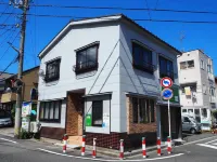 Guest House Bostons 新潟住宿飯店