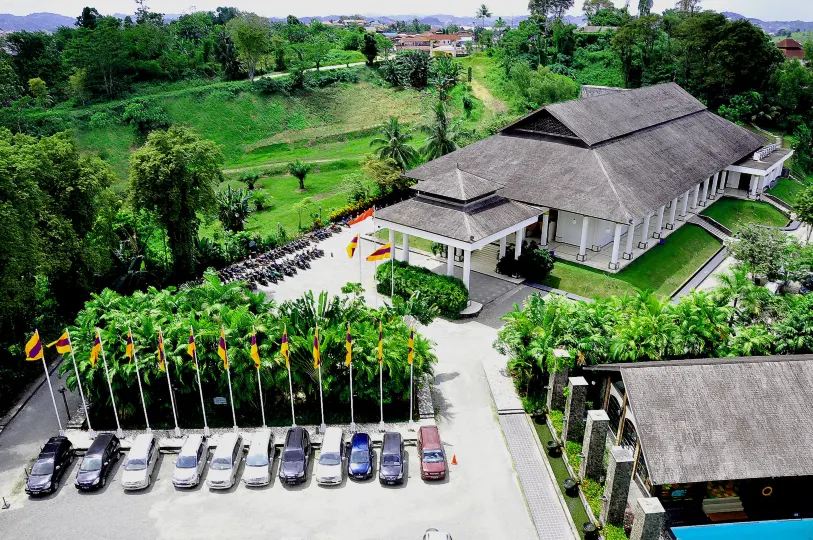 Mesra Business & Resort Hotel