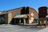 Lodge of the Ozarks Hotels in Branson