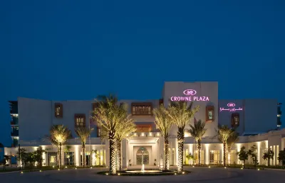 Crowne Plaza Duqm Hotels in der Nähe von Rocks Garden