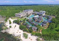 BE Grand Resort, Bohol Hotels near Dumaluan Beach