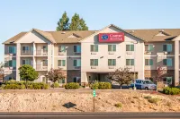 Comfort Suites Redmond Airport Hotels in Redmond