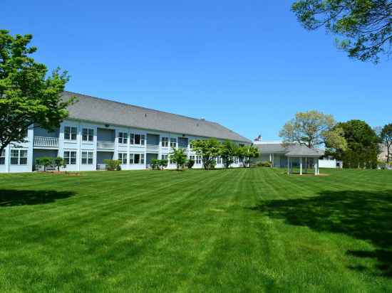 Courtyard Cape Cod Hyannis Hotel Exterior