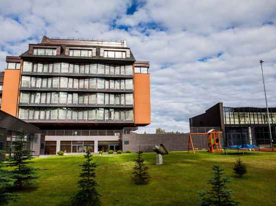 Vanagupe Spa Resort Hotel Exterior