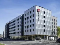 Ibis Tallinn Center Отели рядом с достопримечательностью «Национальная библиотека Эстонии»