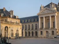 Hôtel des Ducs Hôtels à : Dijon