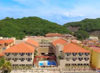 Holiday Inn Huatulco Hotels near Capilla Del Perpetuo Socorro