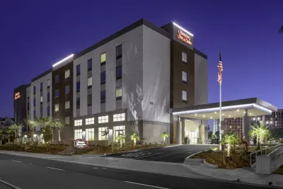 Hampton Inn & Suites Irvine/Orange County Airport Hotels near Irvine Transportation Center