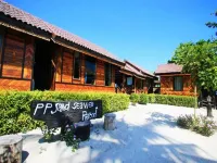 Phi Phi Sand Sea View Resort Hotels near Snake cave & Bell Chamber cave