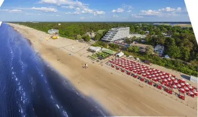 Baltic Beach Hotel & Spa Hotels near Vaivari Station