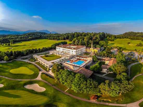 QC Termegarda Spa & Golf Resort Hotel Exterior