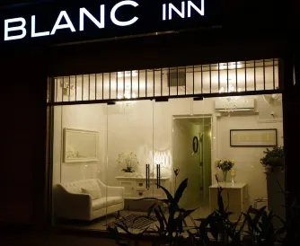 Blanc Inn