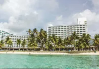 Crowne Plaza Resort Guam Отели рядом с достопримечательностью «Captain Dan's Marine Center»