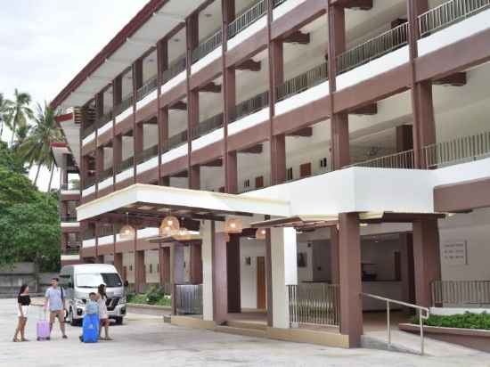 Holiday Oceanview Residences and Resort Hotel Exterior