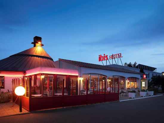 Hôtel IBIS Narbonne Hotel Exterior