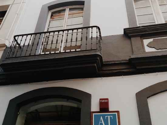 Isa Cádiz Hotel Exterior