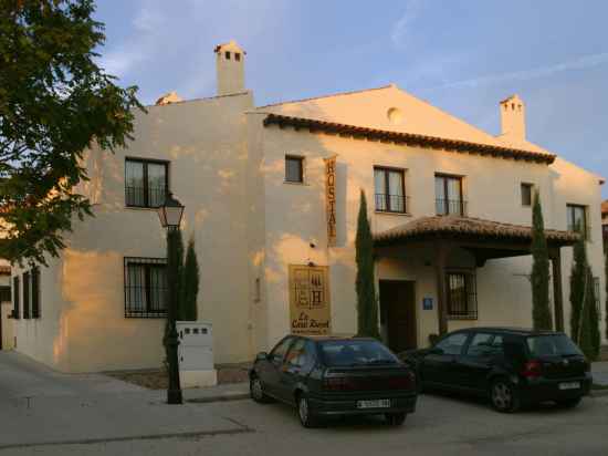 Hotel y Apartamentos la Casa Rural Hotel Exterior