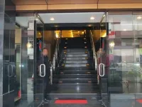 Hotel Kini Pontianak ポンティアナのホテル