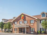 Super 8 by Wyndham Madison IN Hotels near Shrewsbury-Windle House