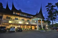 Royal Denai Hotel โรงแรมในบูกิตติงกิ