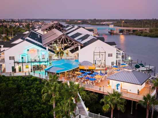 Holiday Inn & Suites Clearwater Beach S-Harbourside Hotel Exterior