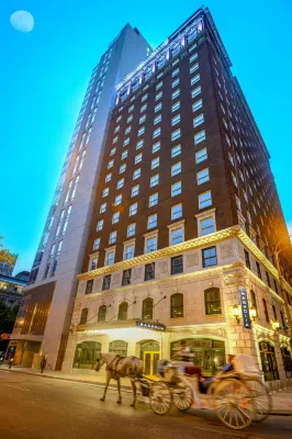 Magnolia Hotel St. Louis, a Tribute Portfolio Hotel Hotels near Off Broadway