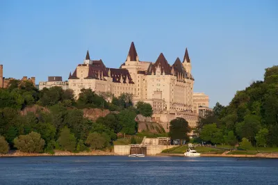 Fairmont Chateau Laurier Hoteles cerca de Parliament Hill