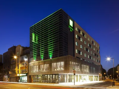 Holiday Inn London - Whitechapel, an IHG Hotel Hoteles cerca de Honor Oak Park