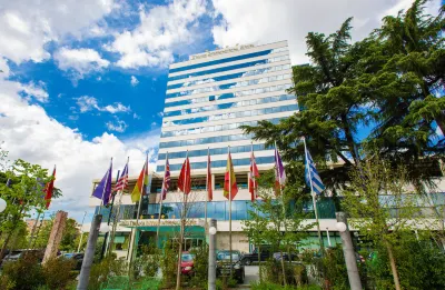 Tirana International Hotel & Conference Center Hotel in zona Peace Bell