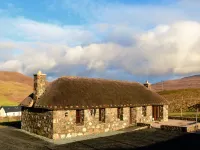 Glenn Cottage Hotels near Loch Mor