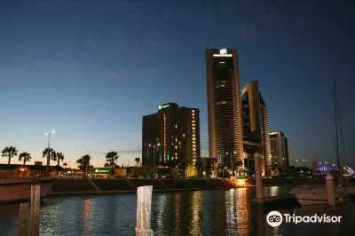 Holiday Inn Corpus Christi Downtown Marina Hotels near Clem's Marina