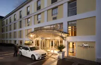 The Portswood Hotel Hotels near Kraaifontein Pickers